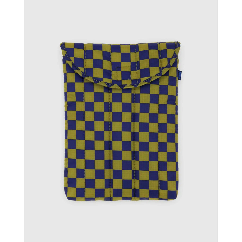 Baggu - Puffy laptop sleeve 13in / 14in - Pear Navy Check | wineandwaterways