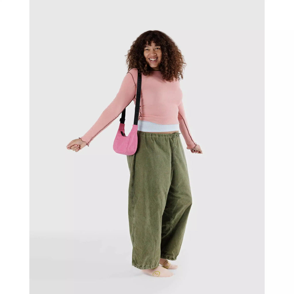 Baggu - Small Nylon Crescent bag - Azalea Pink | wineandwaterways