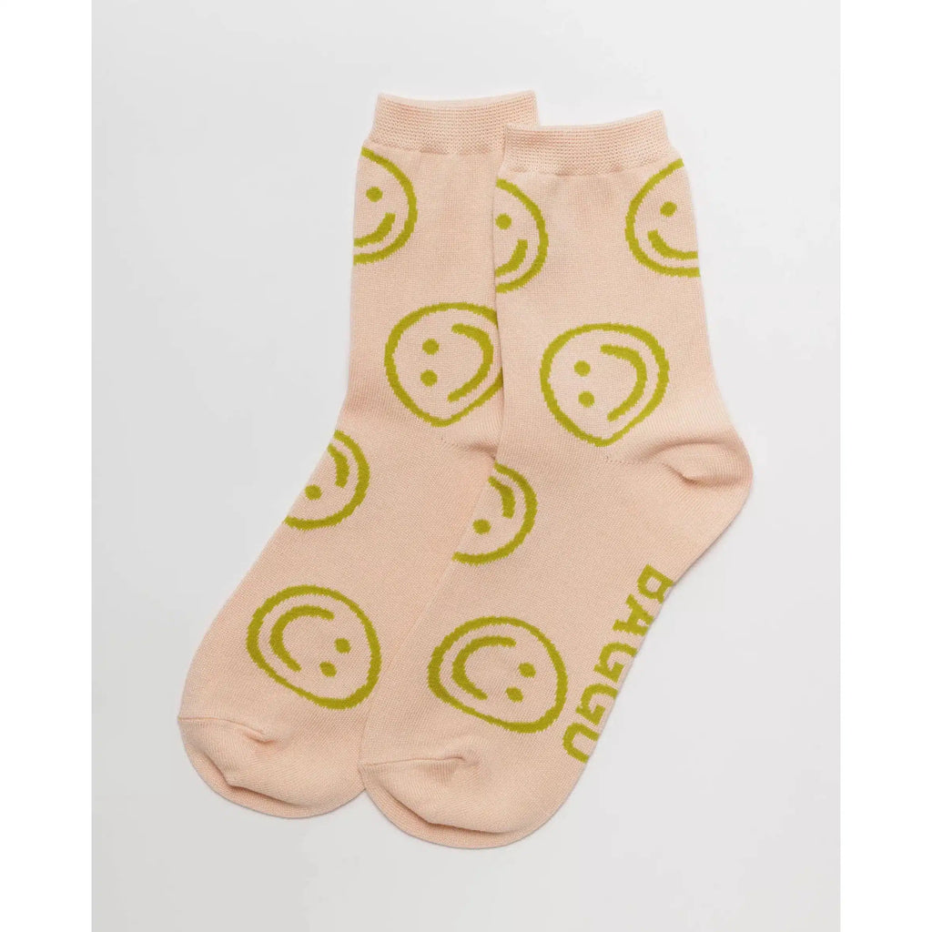 Baggu - Adult crew socks - Light Pink Happy | wineandwaterways