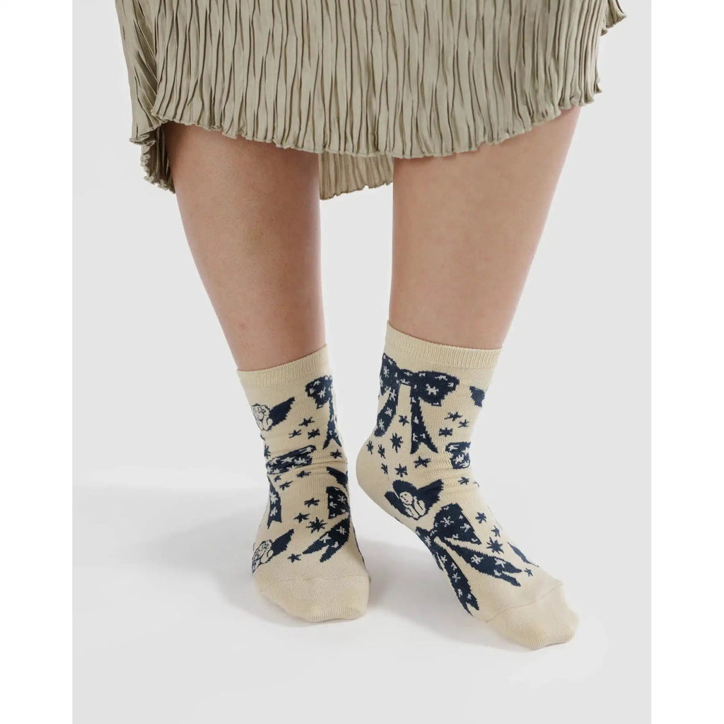 Baggu - Adult crew socks - Cherub Bows | wineandwaterways