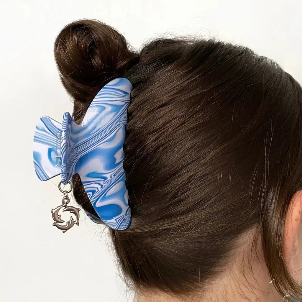 Chunks - Baby Dolly hair claw - Blue Crush | wineandwaterways