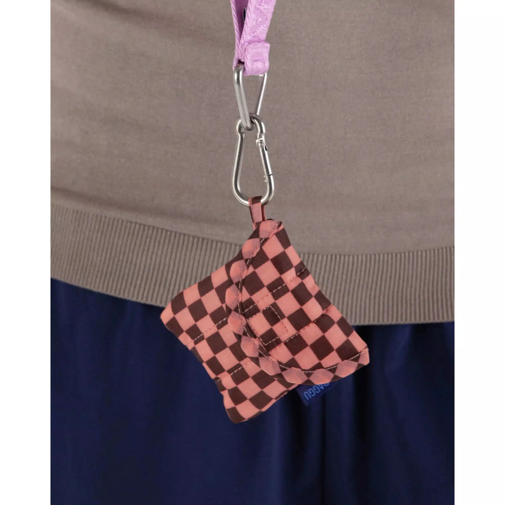 Baggu - Puffy earbuds case - Pink Brown Check | wineandwaterways